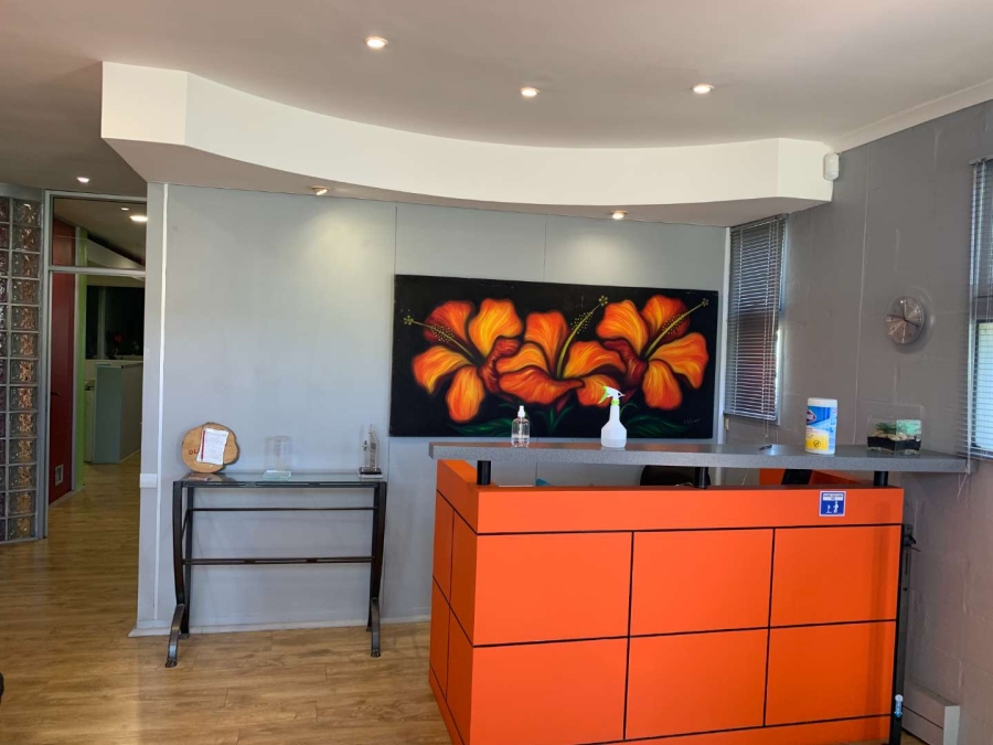 To Let commercial Property for Rent in Pinelands Western Cape